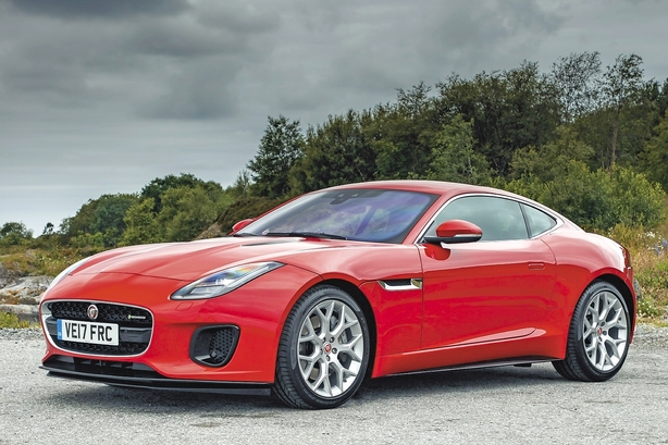 Firecylindret Jaguar savner altså lidt mere motorlyd