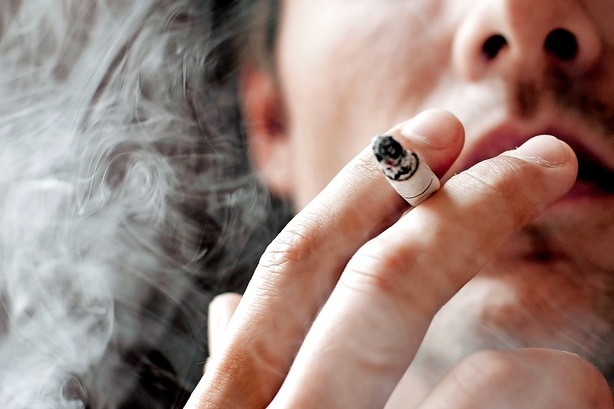 Debat: Nej til investering i cigaretter