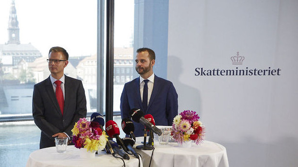 Ministre svigter fastlåste investorer
