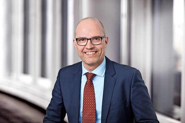 Debat: Frygt ikke bankrobotterne