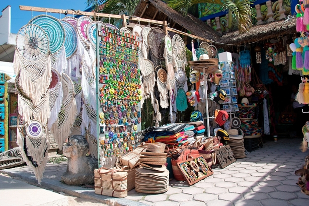 Bag stranden får man Tulum til en tiendedel af prisen