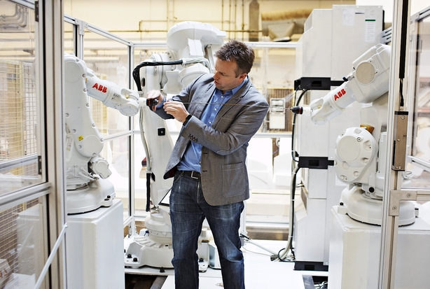 Kapitaltørke sender robothåb til Sverige
