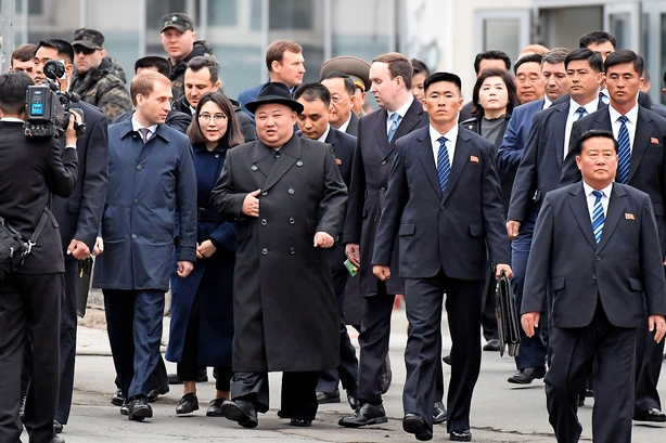 Kim Jong-un ruller ind i Vladivostok i sit grønne pansrede tog