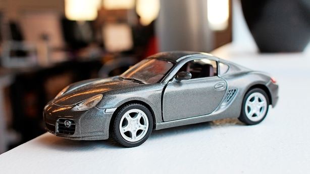 Debat: Iværksættersucces bør måles på andet end en Porsche