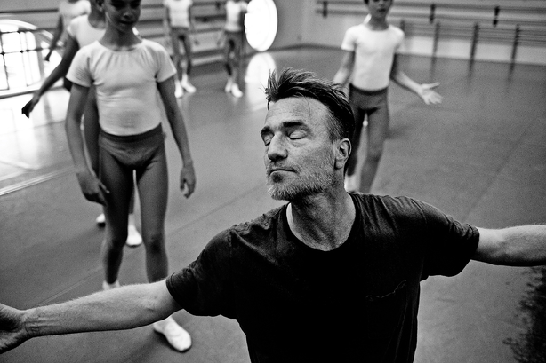 Nikolaj Hübbe: At tage balletskoene af og træde ud som leder var hårdt