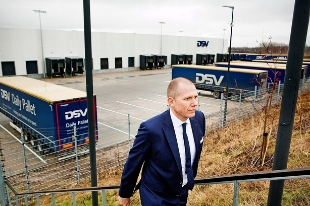 DSV-topchef: Kunderne må betale for nye p-regler